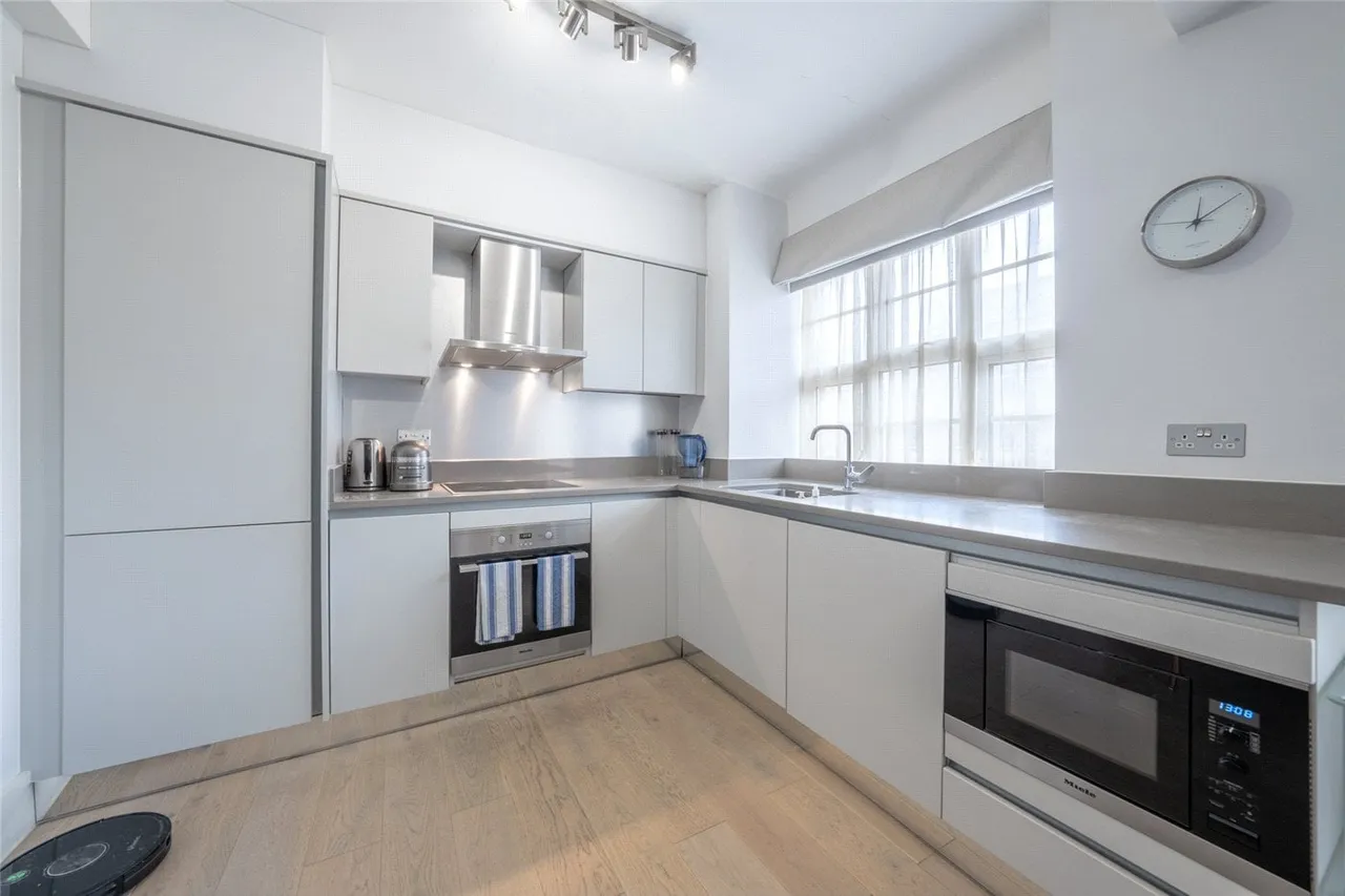 Northways, College Crescent, London, NW3, photo 4