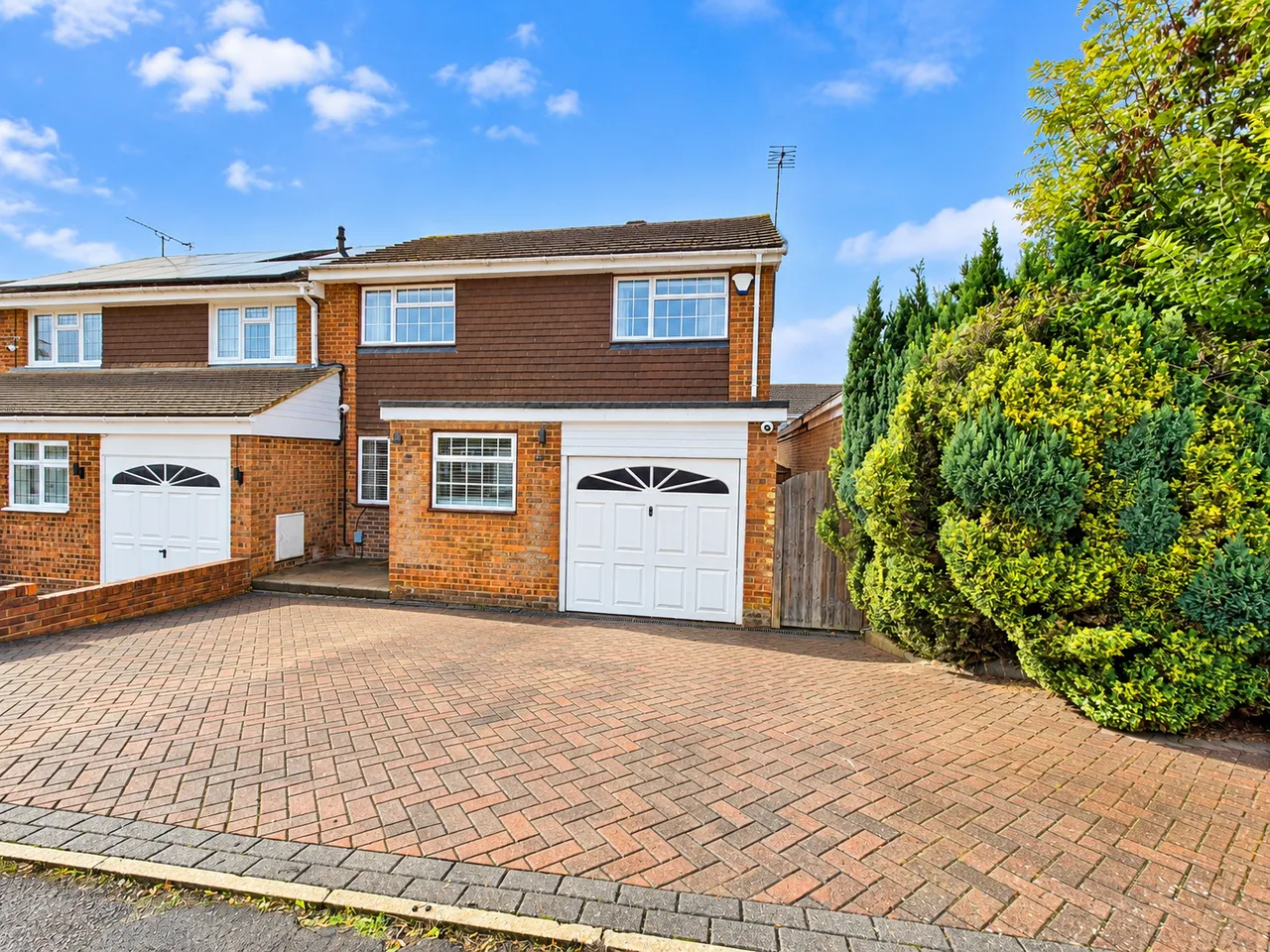 3 bed house for sale, Sunbower Avenue, Dunstable, LU6