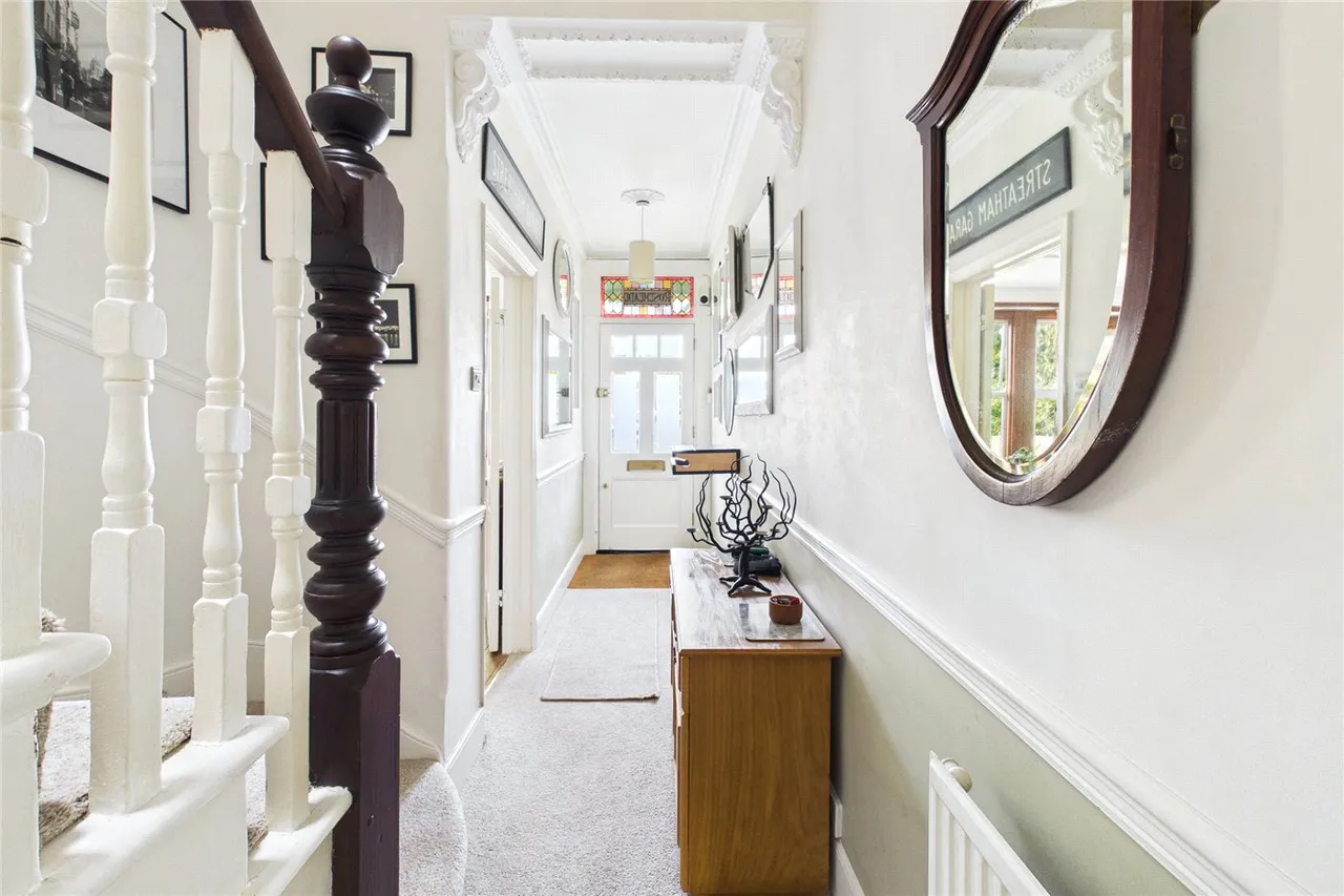 Salford Road, London, SW2, photo 11