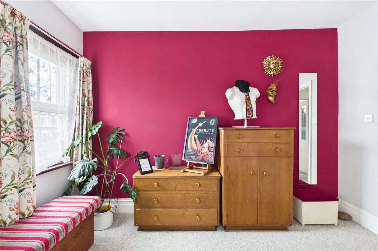 Salford Road, London, SW2, photo 2