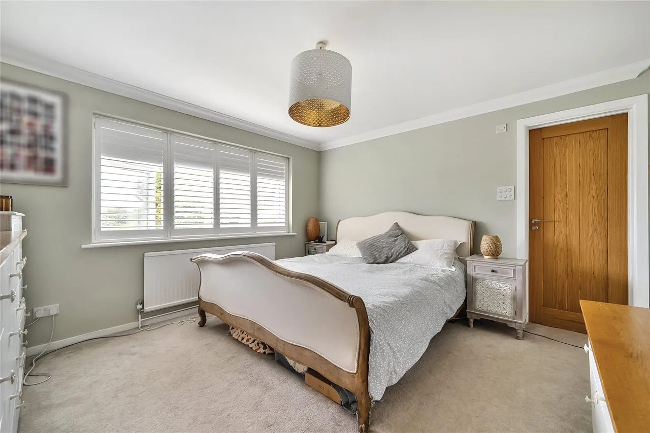 Chestnut Close, Liphook, GU30, photo 15