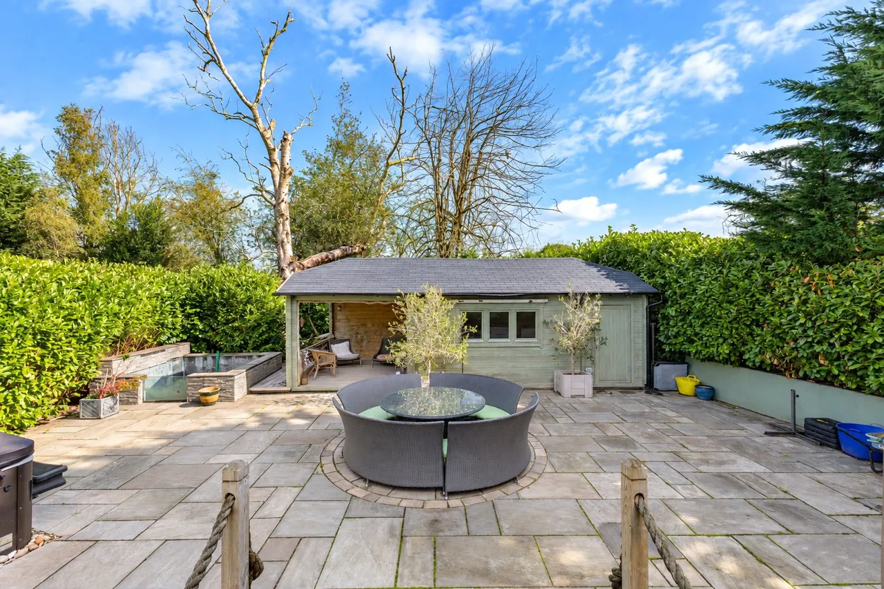 Chestnut Close, Liphook, GU30, photo 8