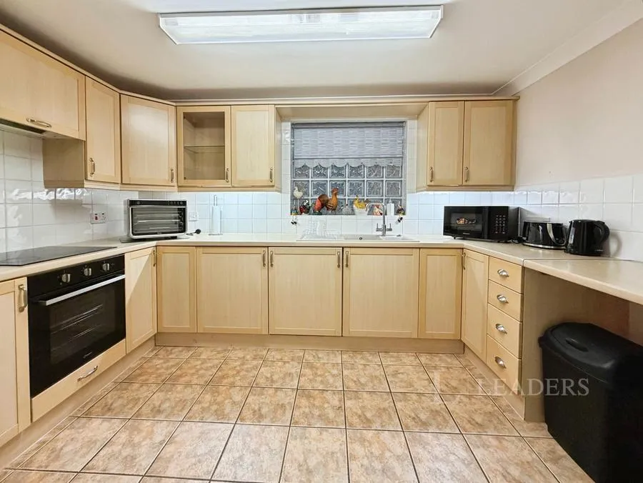 Marine Parade West, Clacton-on-Sea, CO15, photo 5