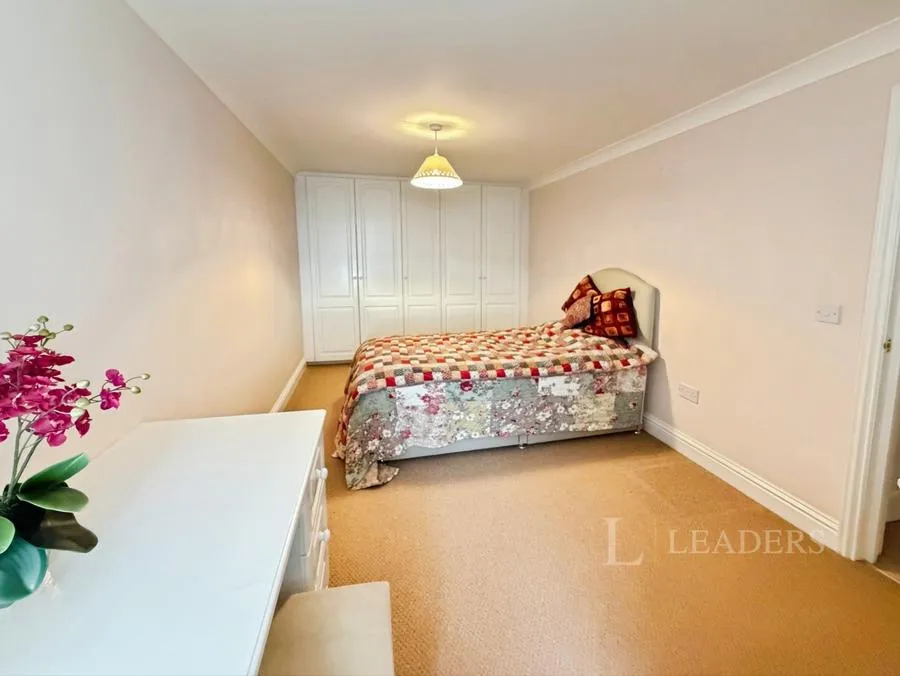 Marine Parade West, Clacton-on-Sea, CO15, photo 14