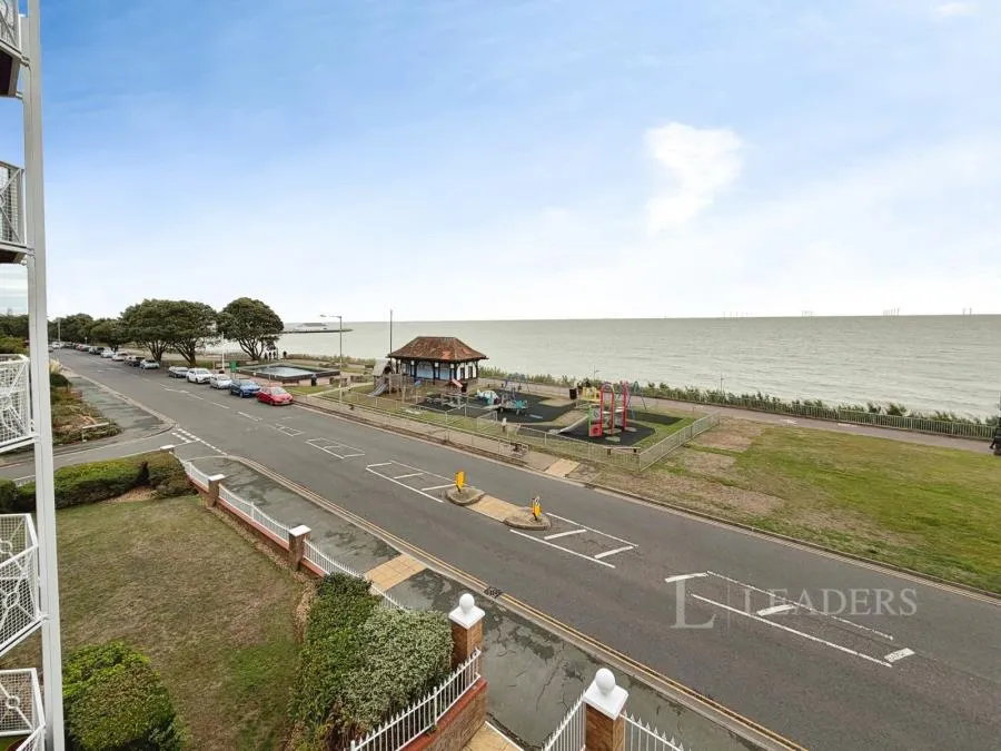 Marine Parade West, Clacton-on-Sea, CO15, photo 2
