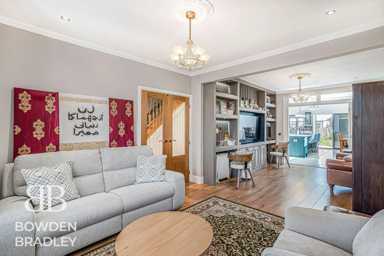 Fencepiece Road, Barkingside, IG6, photo 5