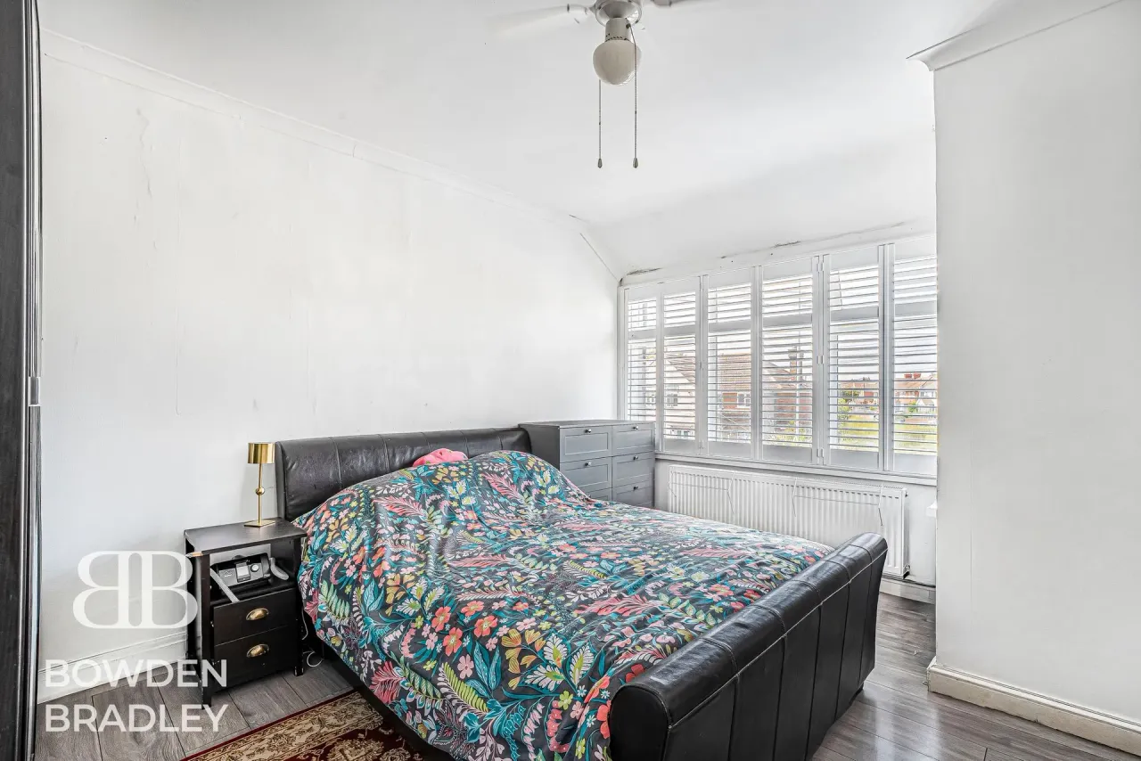 Fencepiece Road, Barkingside, IG6, photo 15