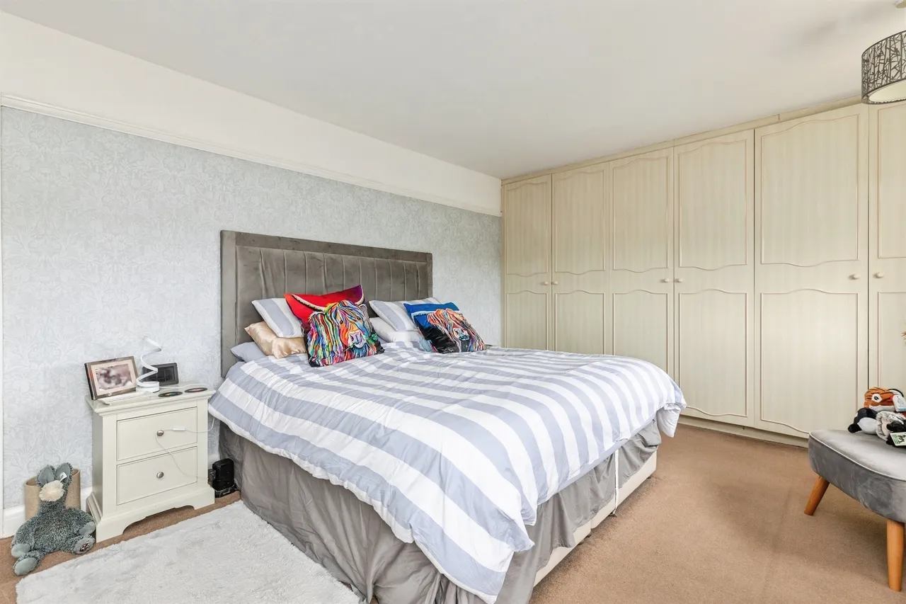 Chantry Avenue, Bexhill-On-Sea, photo 11