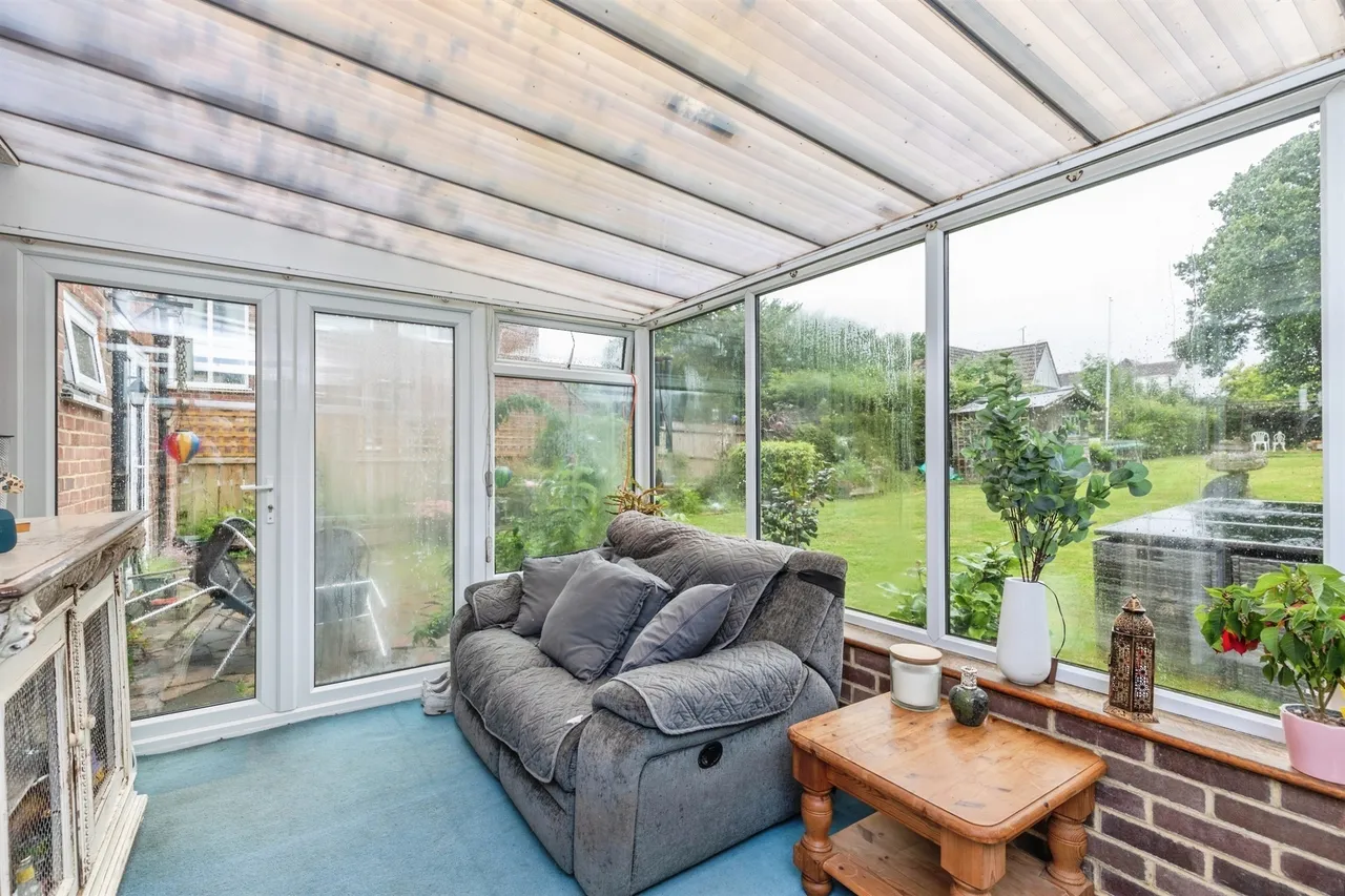 Chantry Avenue, Bexhill-On-Sea, photo 10