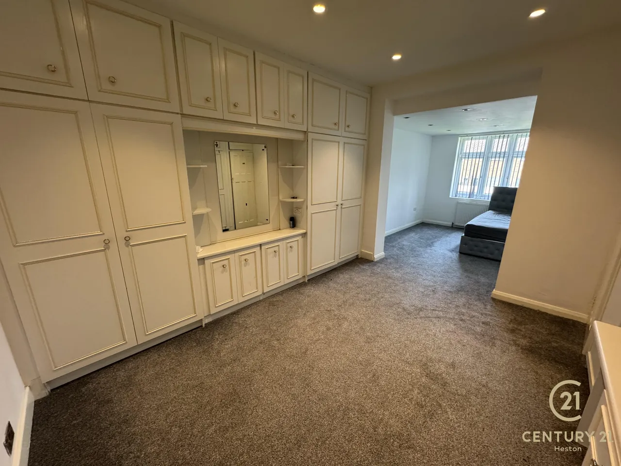 Dorset Avenue, Southall, UB2, photo 11