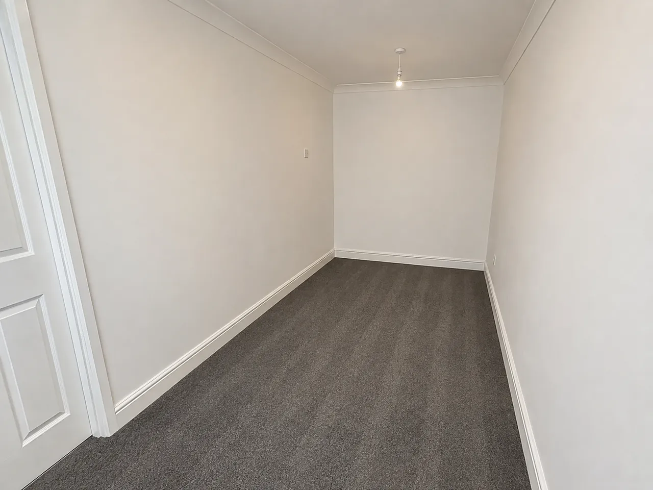 Dorset Avenue, Southall, UB2, photo 14