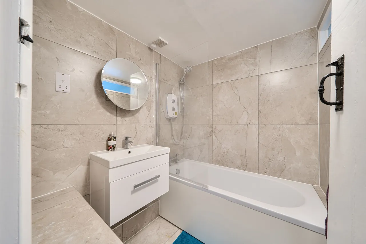 Solesbridge Lane, Chorleywood, WD3, photo 8
