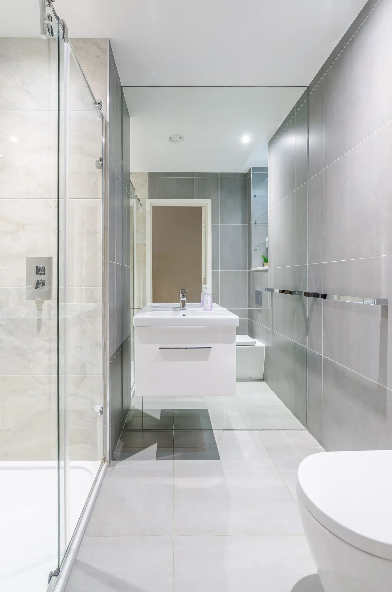 Apartment 19 Rosler Building, 85 Ewer Street, London, photo 12