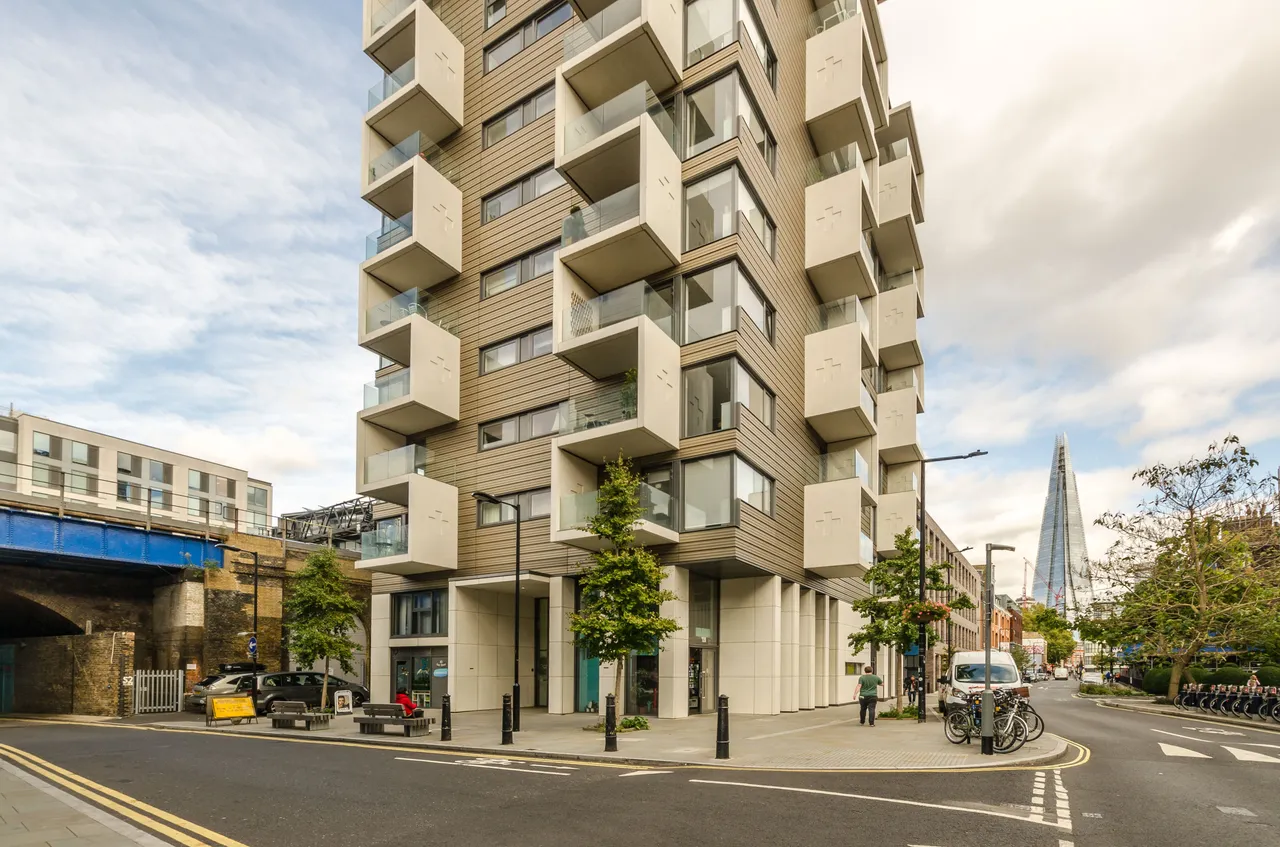 Apartment 19 Rosler Building, 85 Ewer Street, London, photo 5