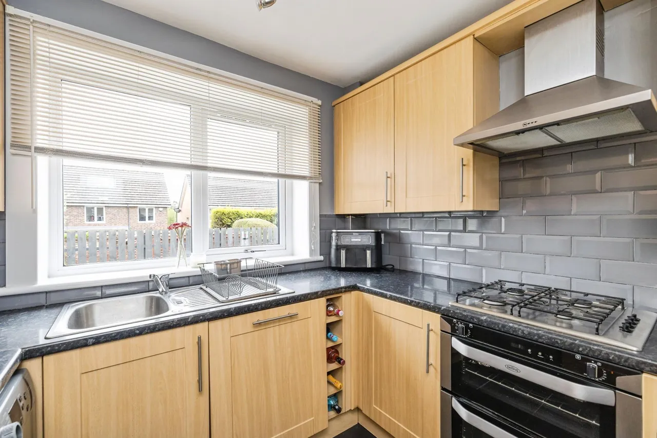Easter Drylaw Drive, Edinburgh, EH4, photo 6