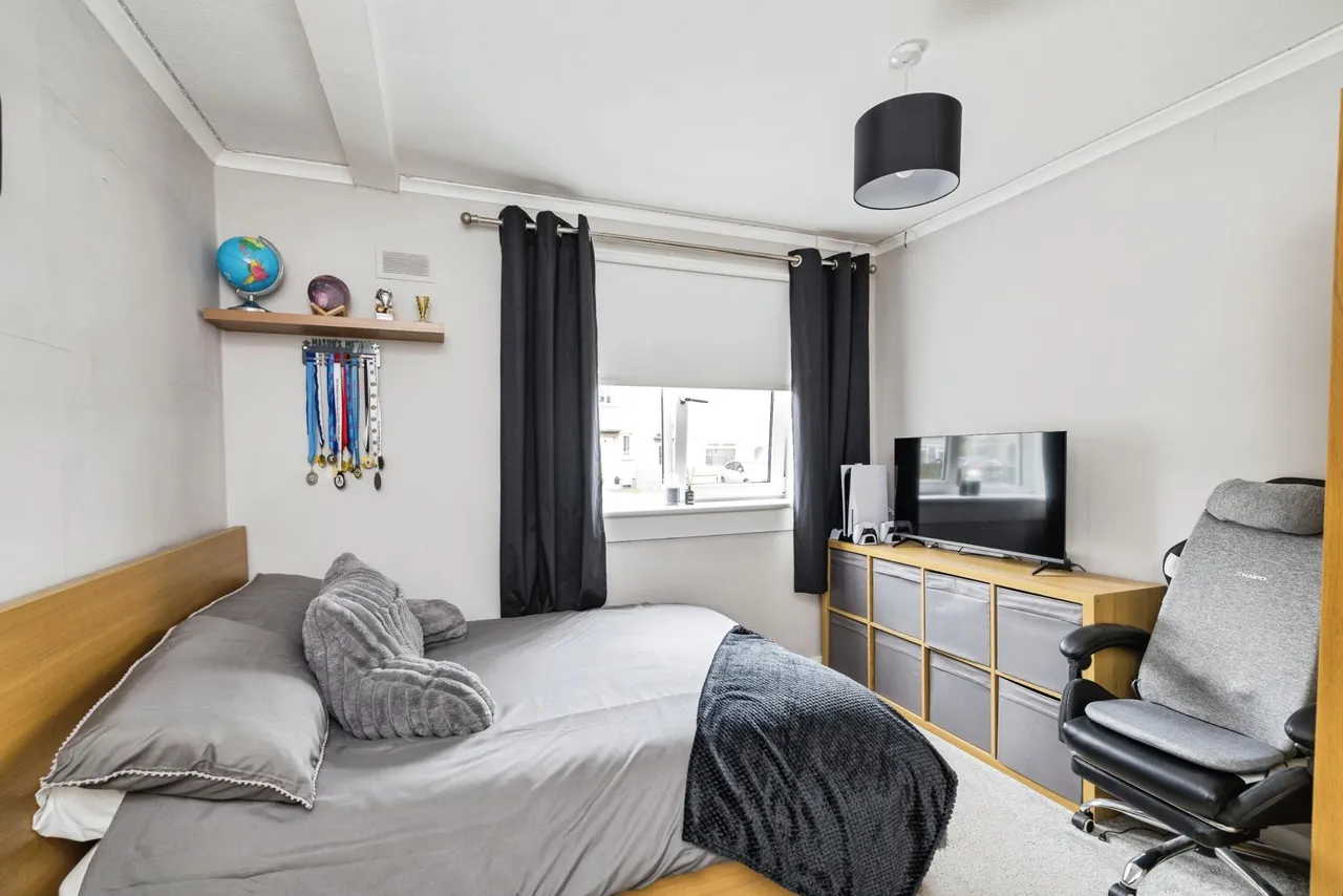 Easter Drylaw Drive, Edinburgh, EH4, photo 12