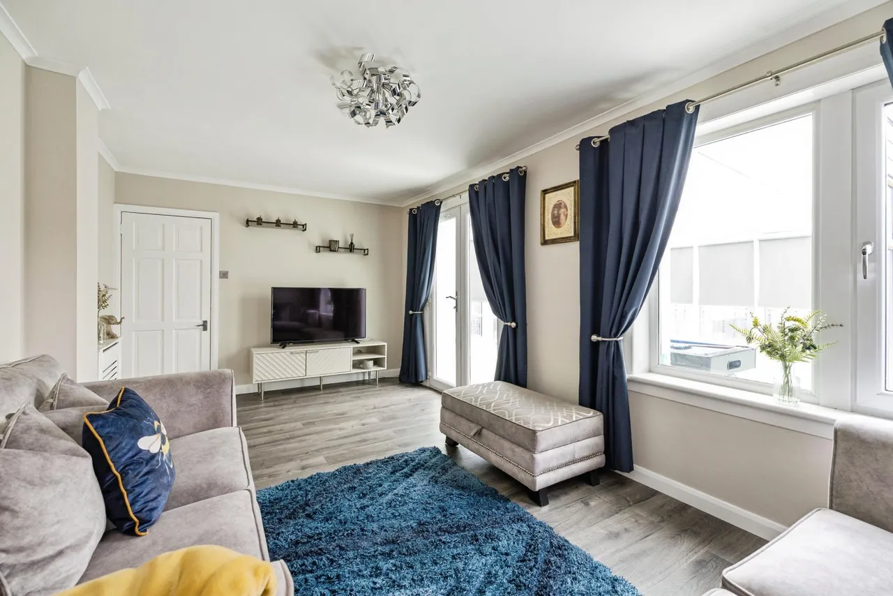 Easter Drylaw Drive, Edinburgh, EH4, photo 2