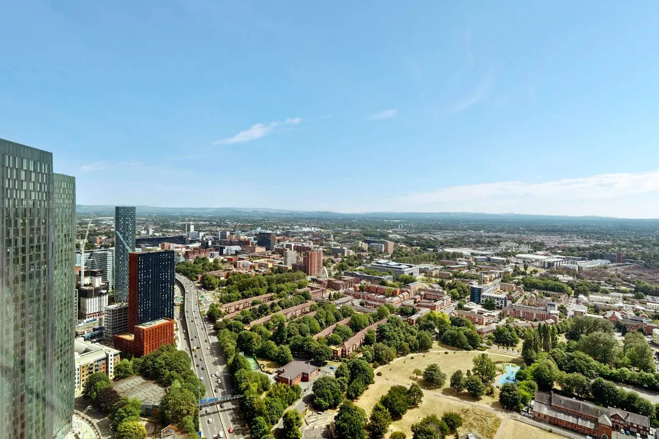 Silvercroft Street, Manchester, Greater Manchester, M15 4ZU, photo 2