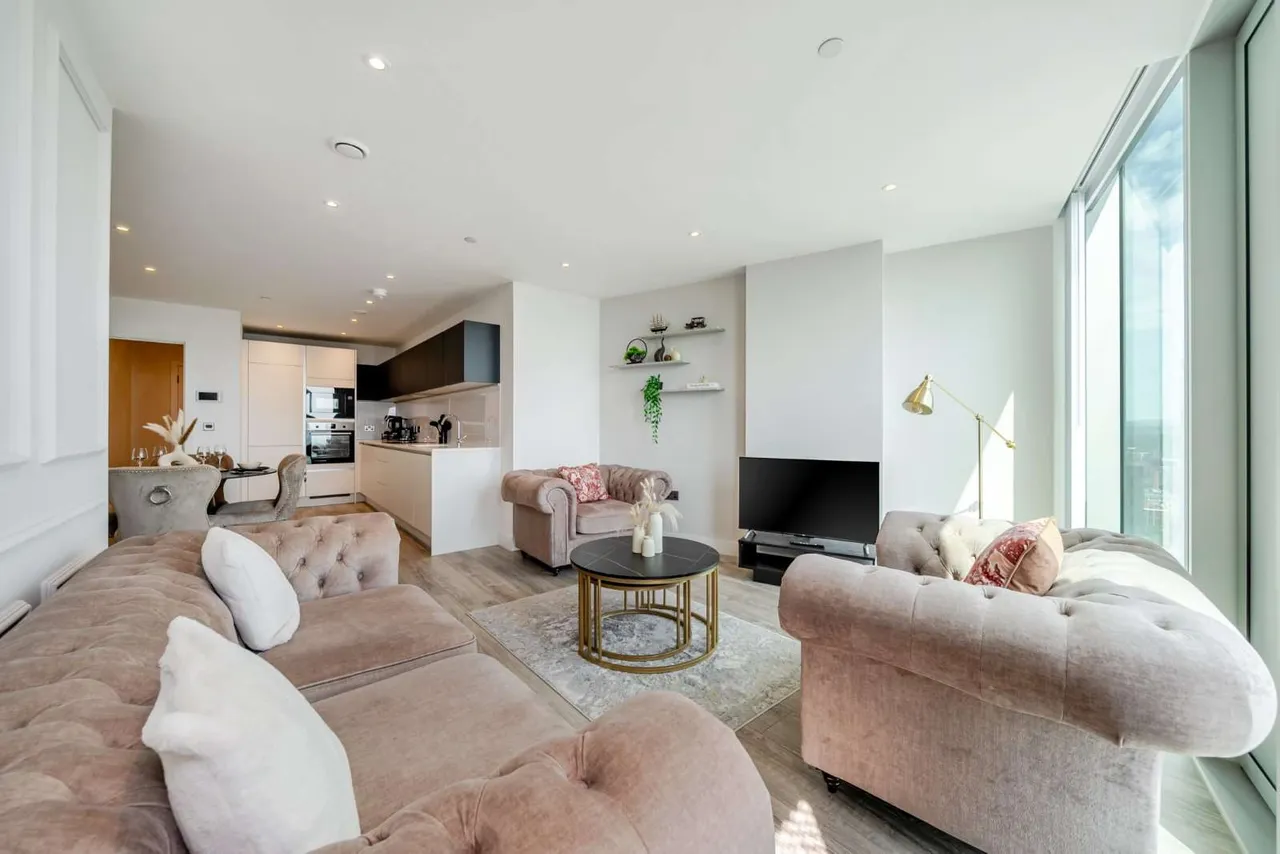 Silvercroft Street, Manchester, Greater Manchester, M15 4ZU, photo 3