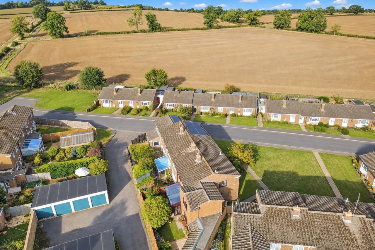 Abbotts Way, Wingrave, HP22, photo 18