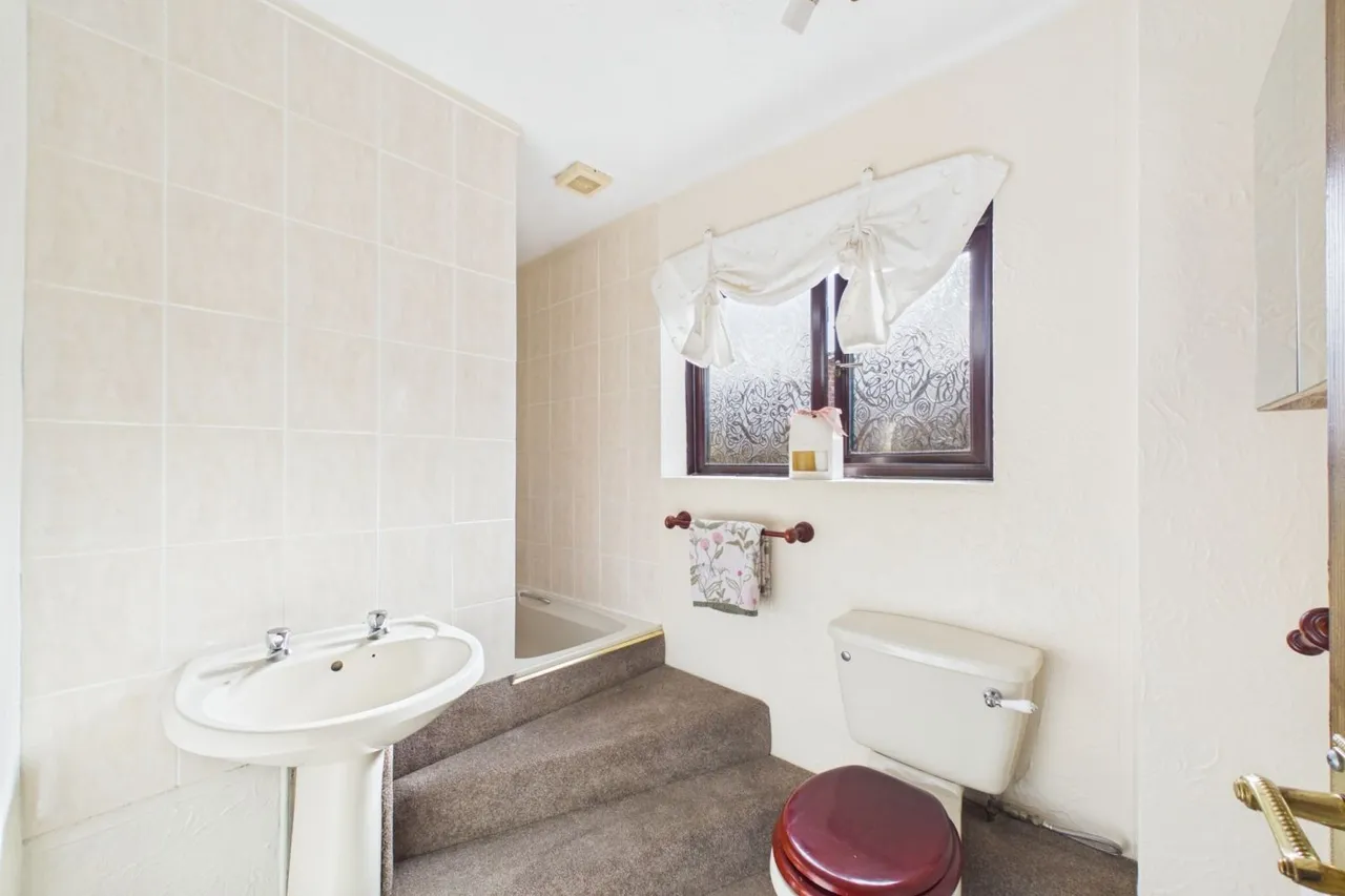 Abbotts Way, Wingrave, HP22, photo 15