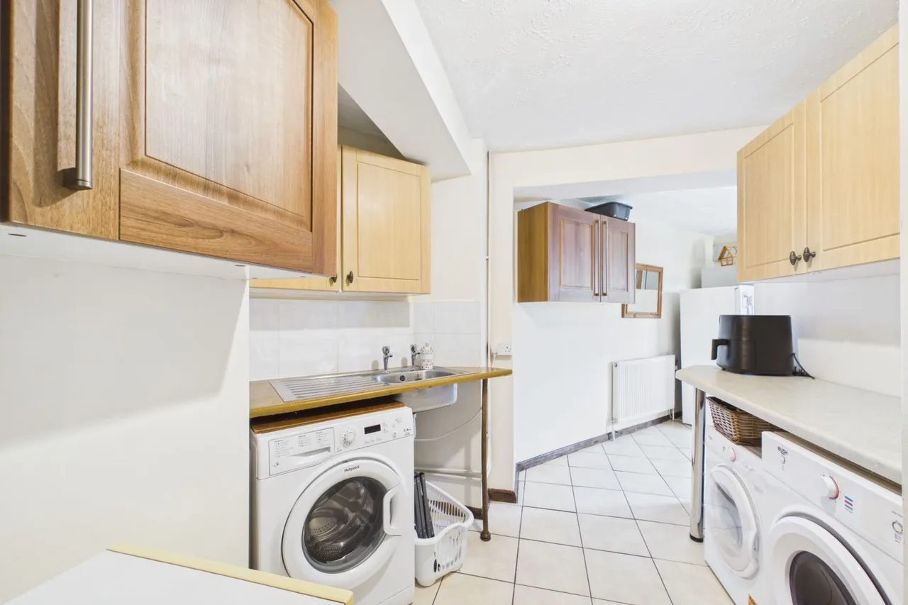 Abbotts Way, Wingrave, HP22, photo 9