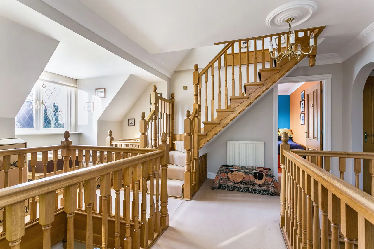 Miller Place, Gerrards Cross, SL9, photo 12