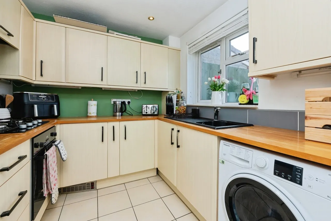 Firs Court, Keynsham, Bristol, BS31, photo 5