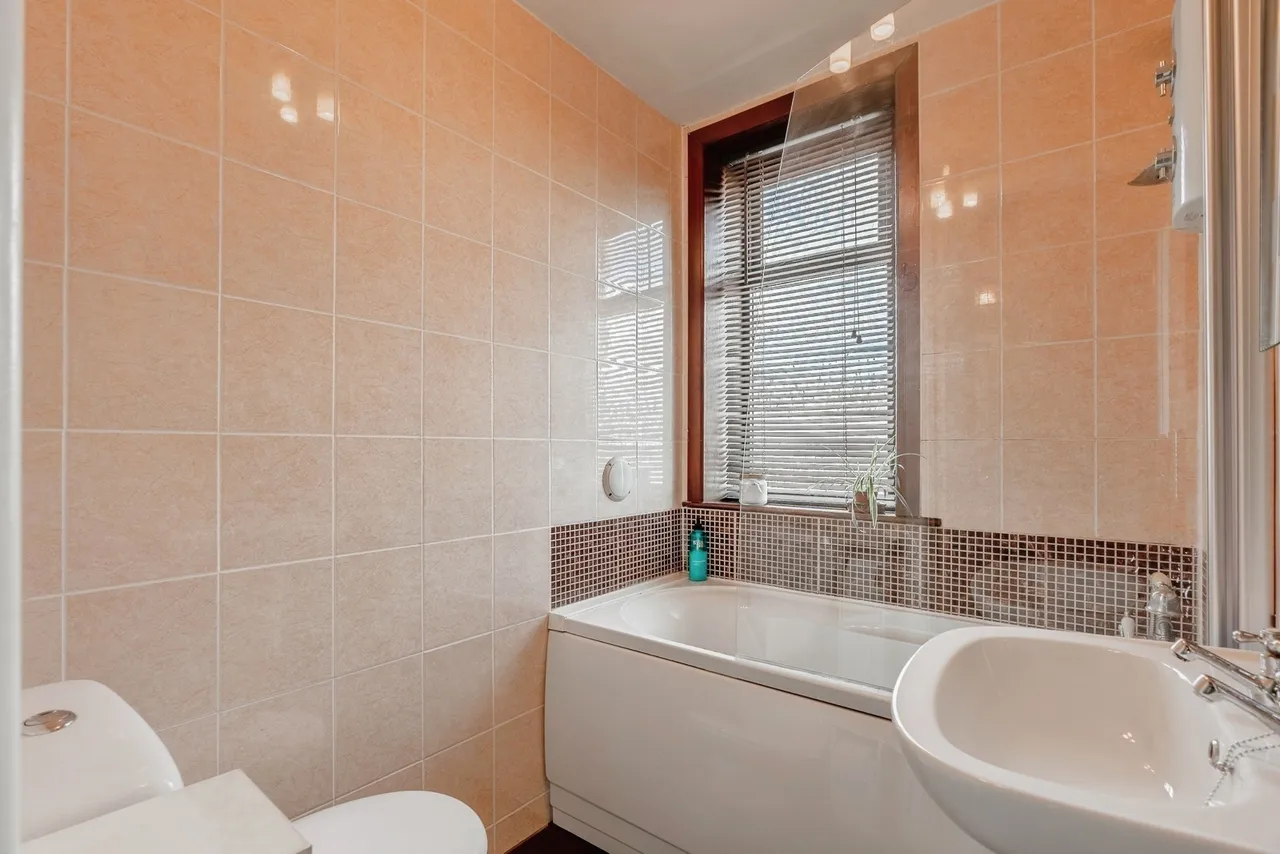 Woodfield Terrace, Brierfield, Nelson, Lancashire, BB9, photo 16