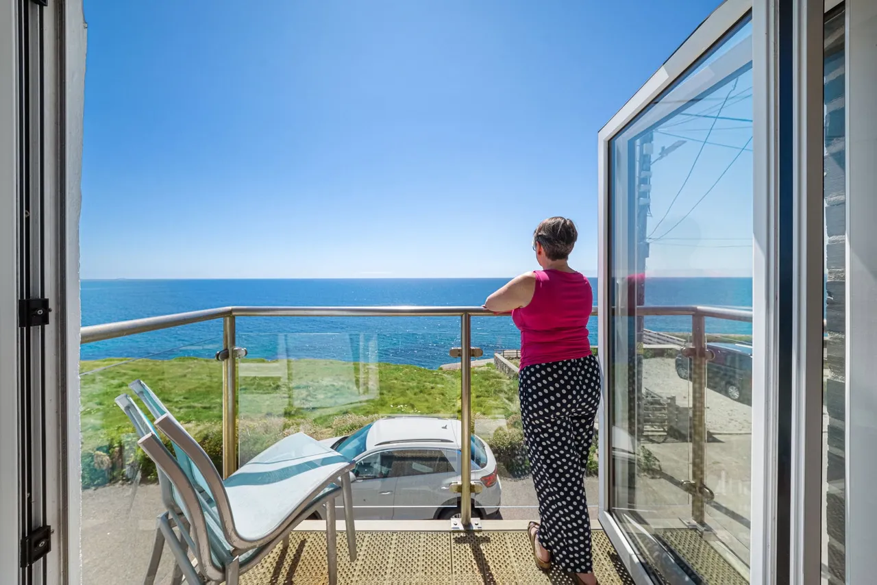 Loe Bar Road, Porthleven, Helston, TR13 9ER, photo 4