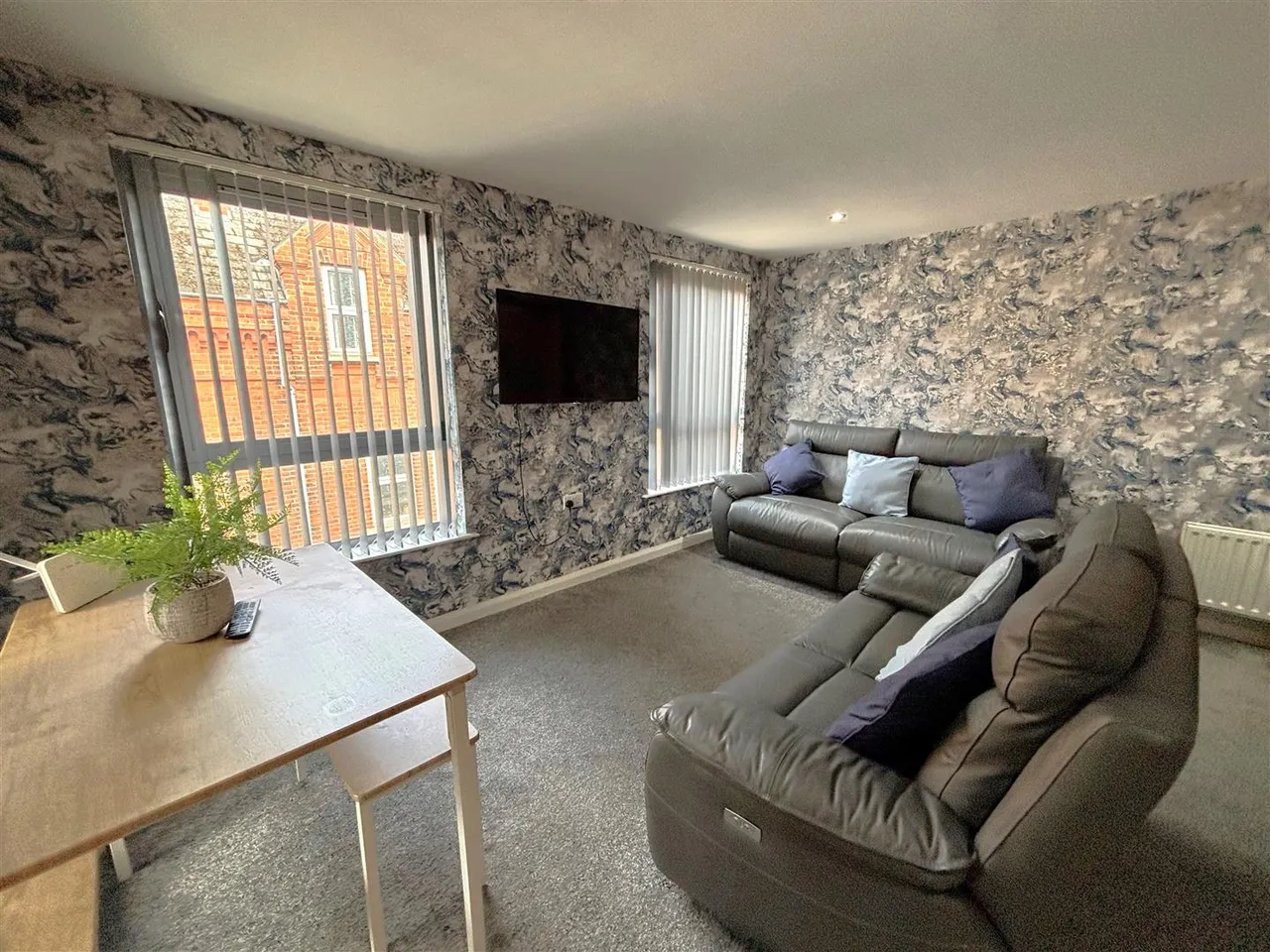 Shankill Road, Belfast, BT13, photo 10