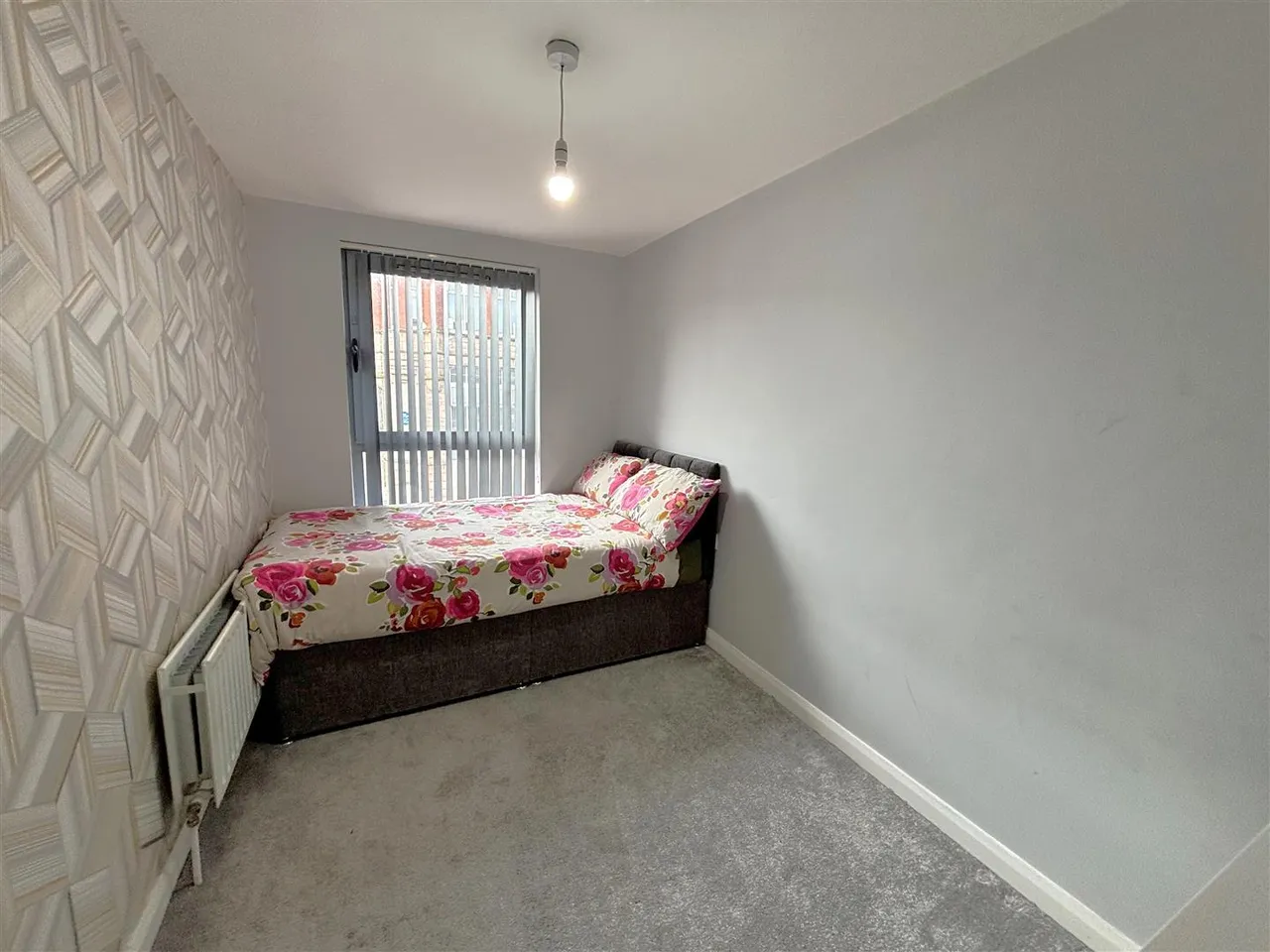 Shankill Road, Belfast, BT13, photo 18