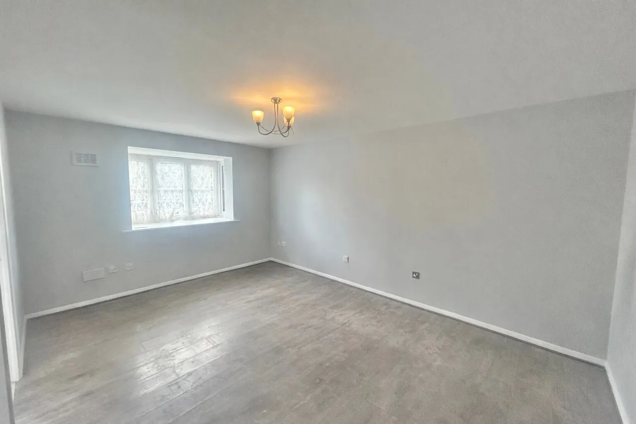 Tenney House Grays, RM17, photo 2