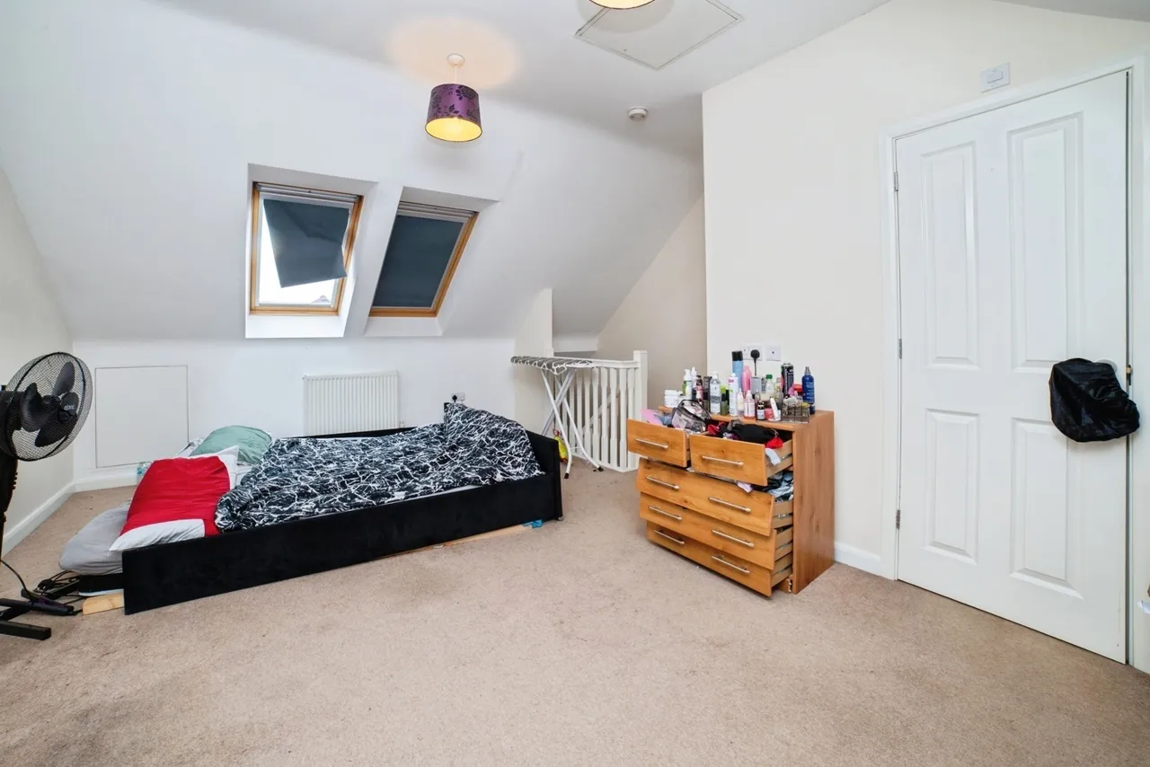 Topaz Crescent, Sutton-in-Ashfield, Nottinghamshire, NG17, photo 8