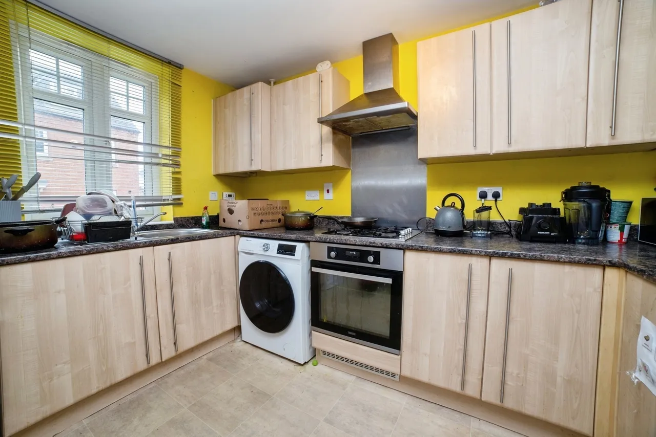 Topaz Crescent, Sutton-in-Ashfield, Nottinghamshire, NG17, photo 3