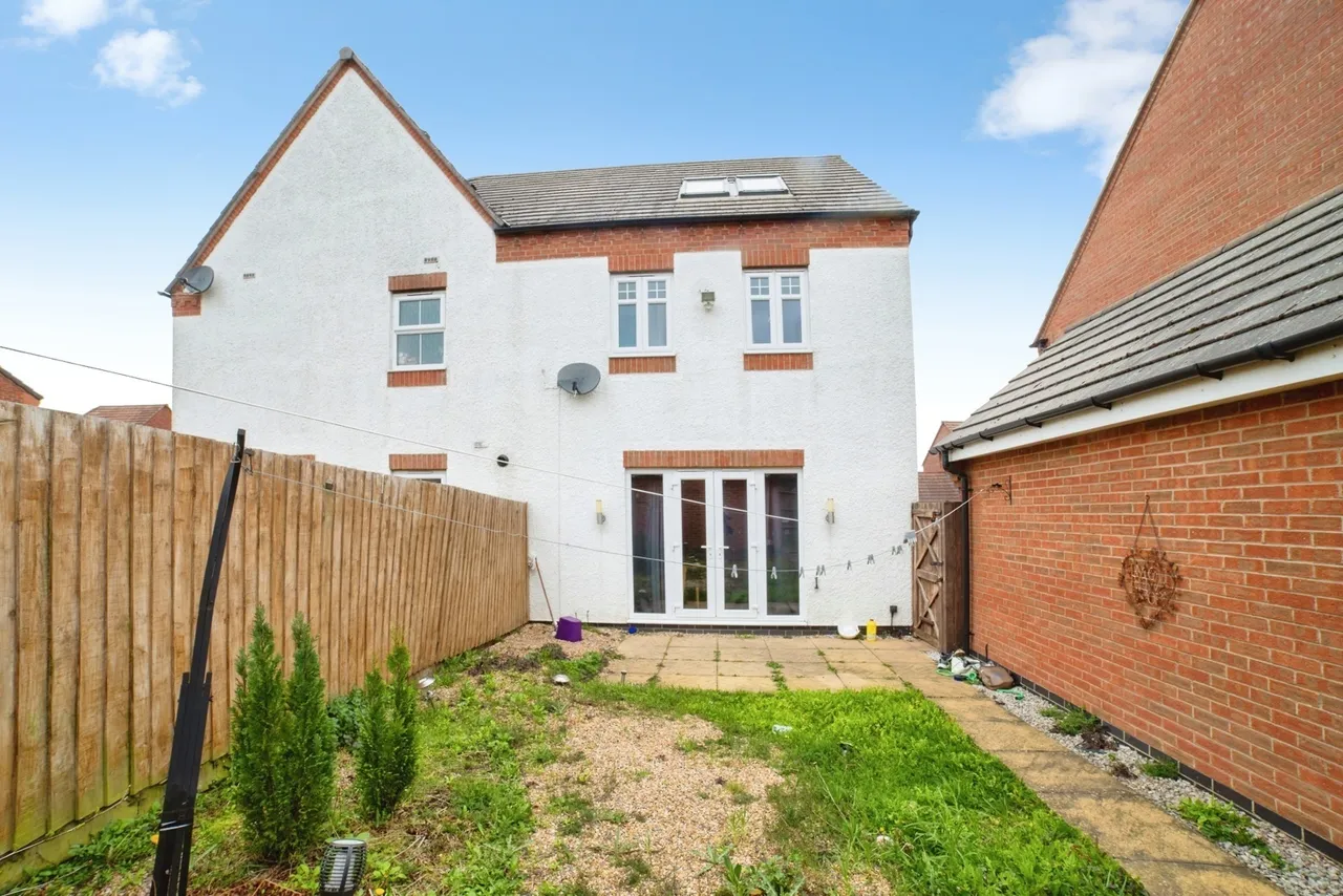Topaz Crescent, Sutton-in-Ashfield, Nottinghamshire, NG17, photo 12