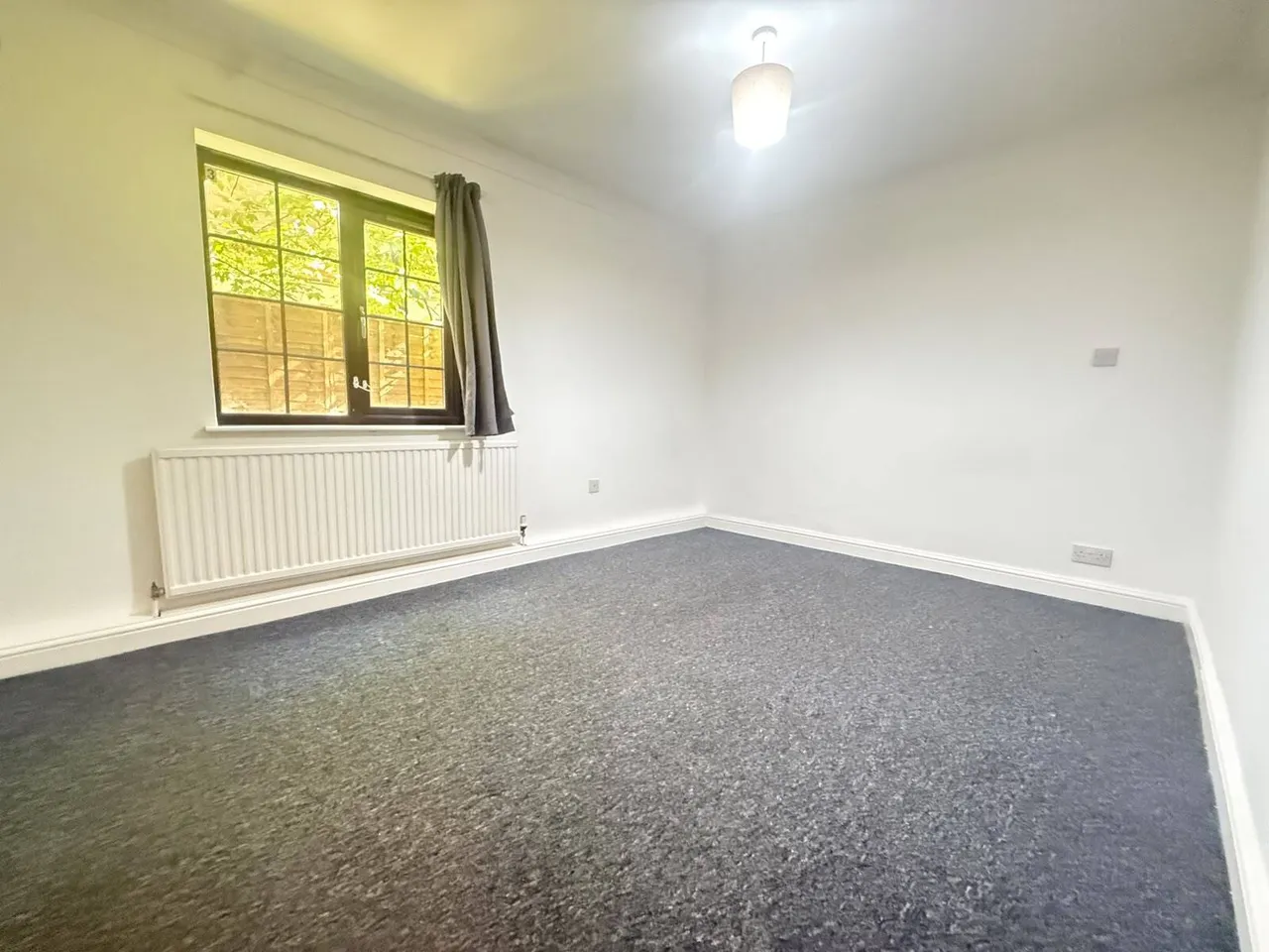 Mounts Road, Greenhithe, DA9, photo 5