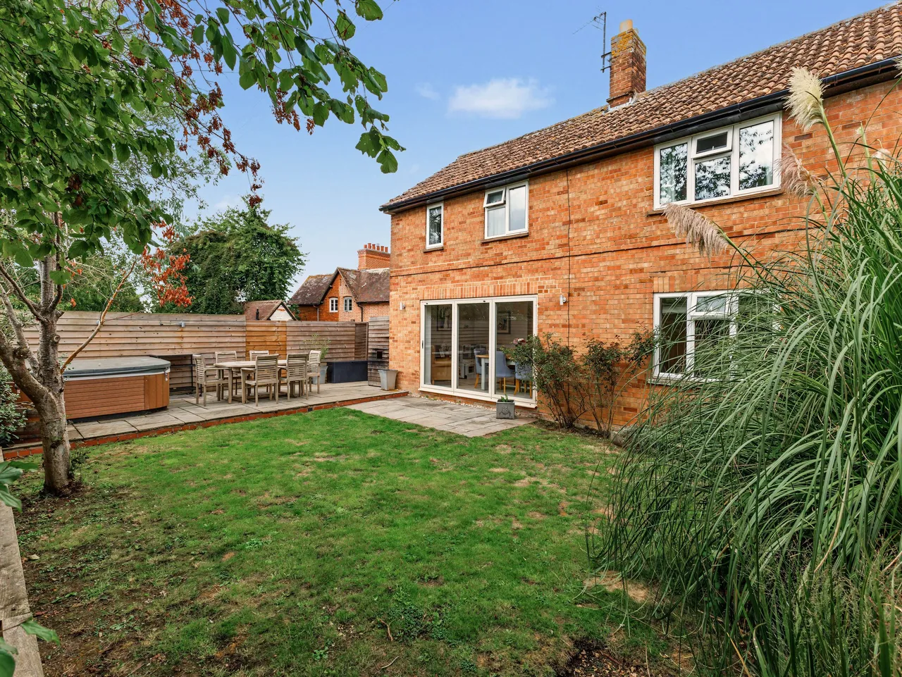 Main Street, Dumbleton, WR11, photo 4