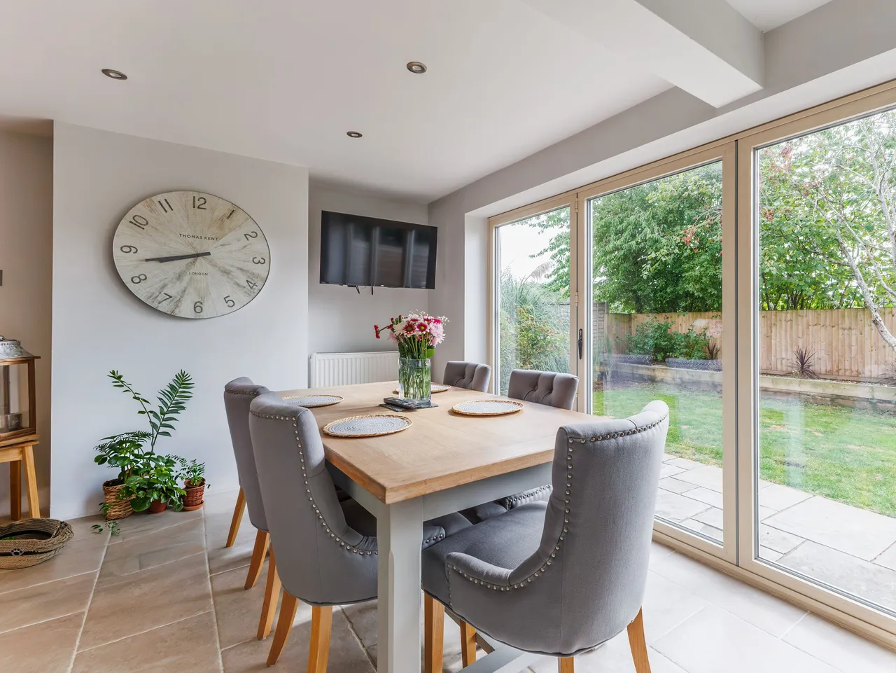 Main Street, Dumbleton, WR11, photo 11