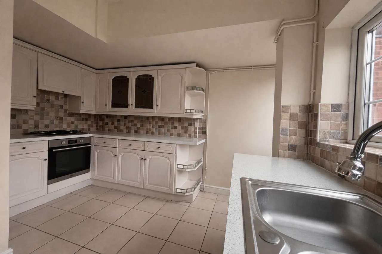 3 bed house to rent, Birmingham Road, Walsall, WS5