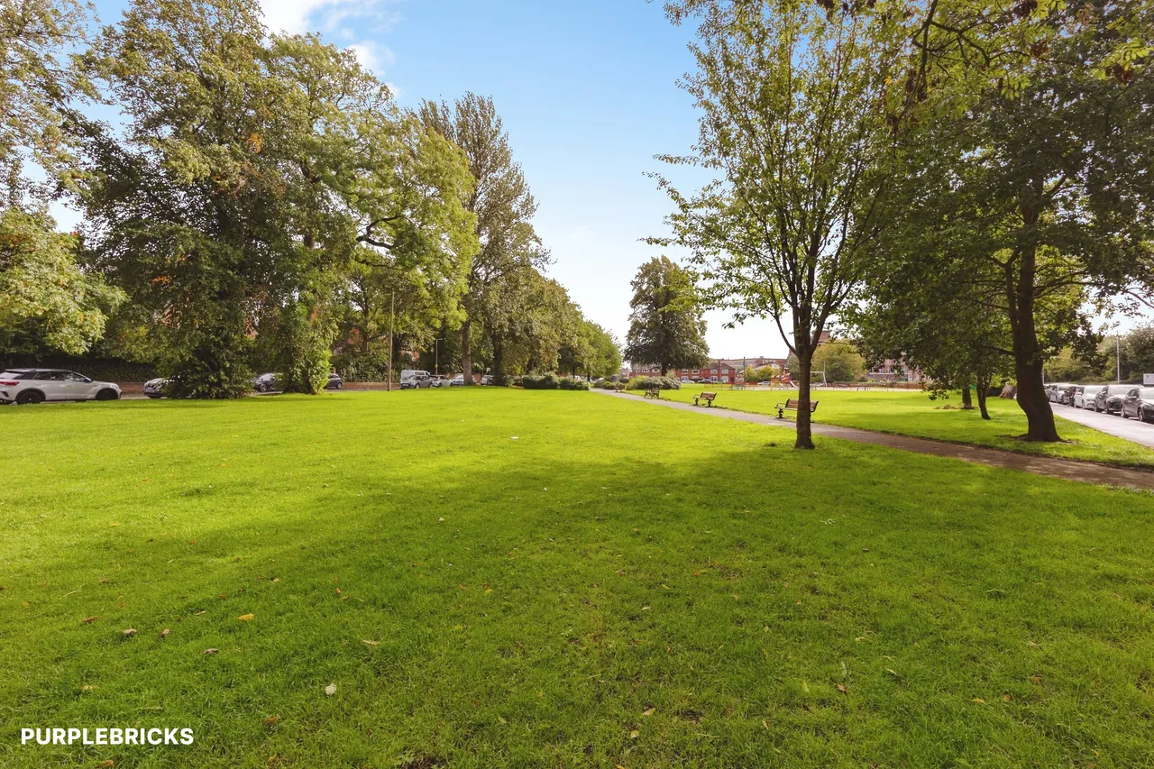 Elisabeth Gardens, Stockport, SK5, photo 18