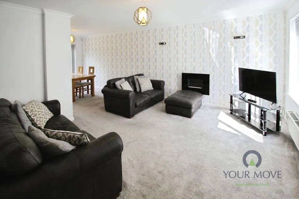 Blackburn Crescent, Chapeltown, Sheffield, S35, photo 2