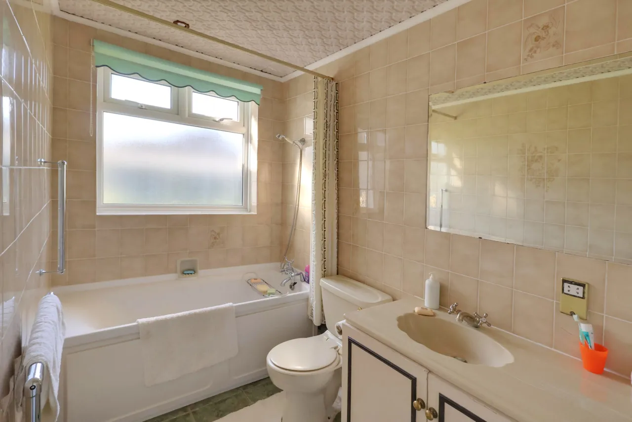 Woodmere Avenue, Croydon, CR0 7PJ, photo 13