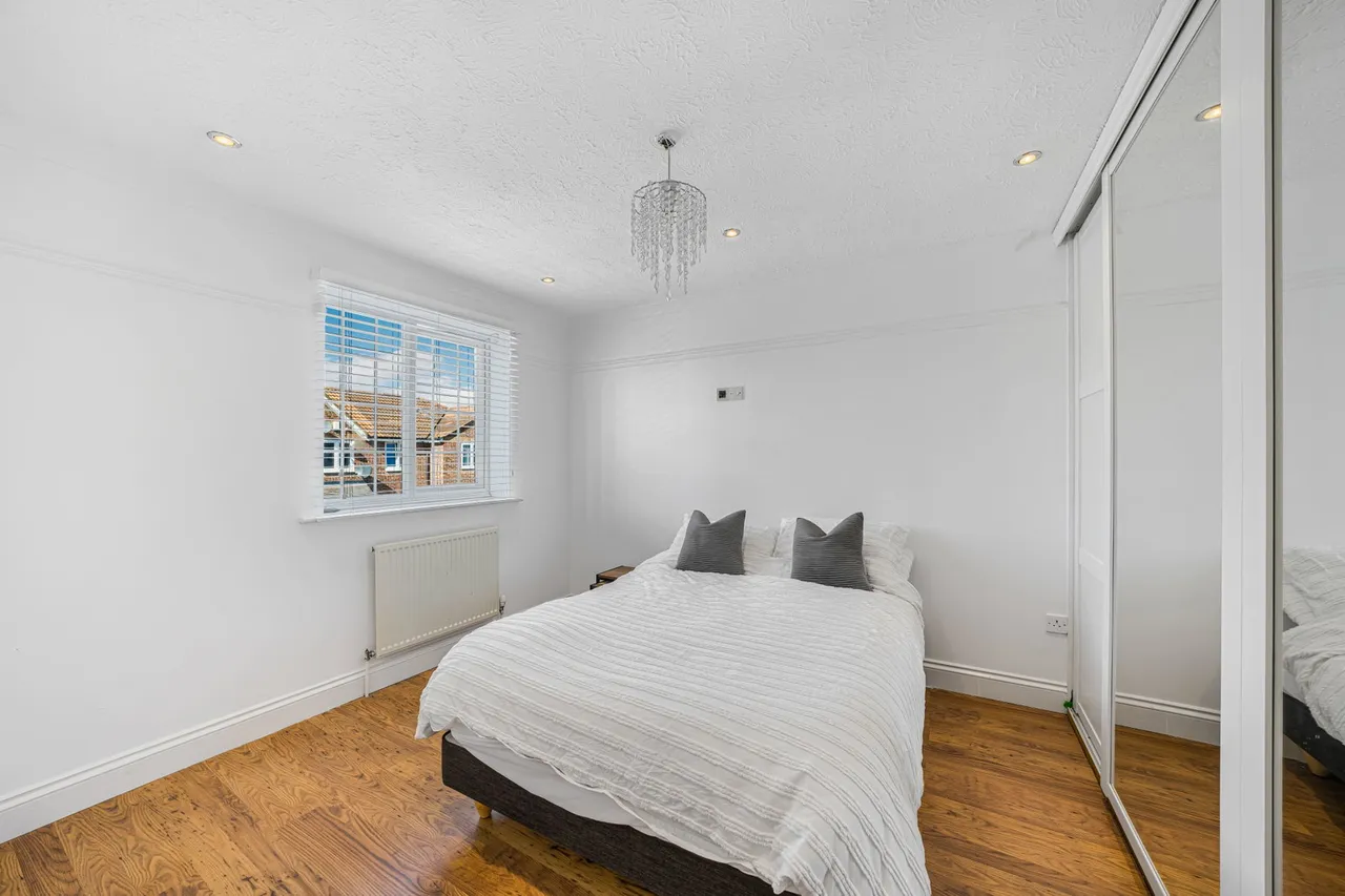 Danbury Crescent, South Ockendon, RM15, photo 18