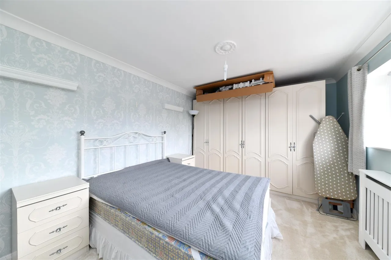 Manor Close, Hertford, Herts, SG14 3JZ, photo 16