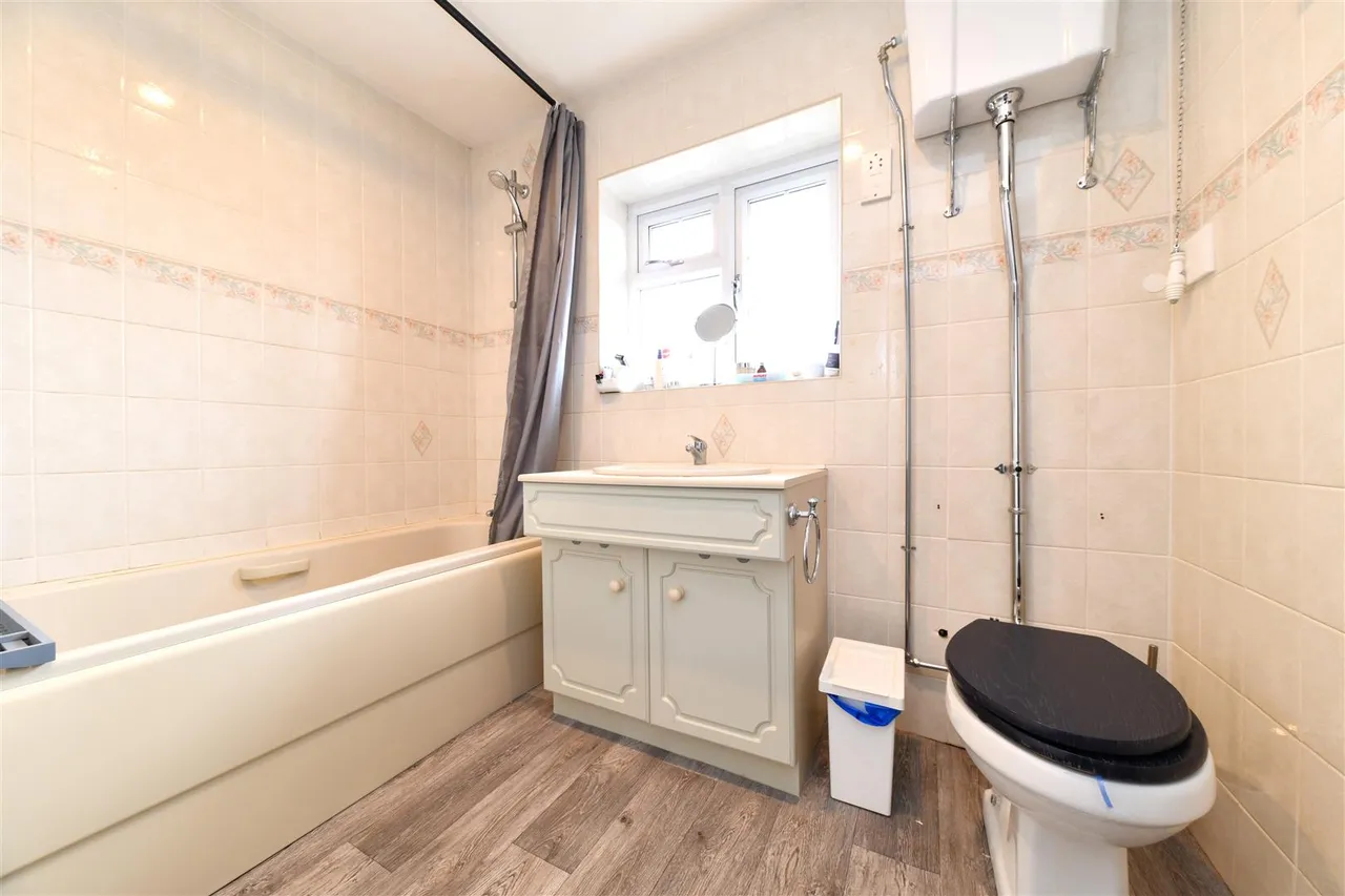 Manor Close, Hertford, Herts, SG14 3JZ, photo 19