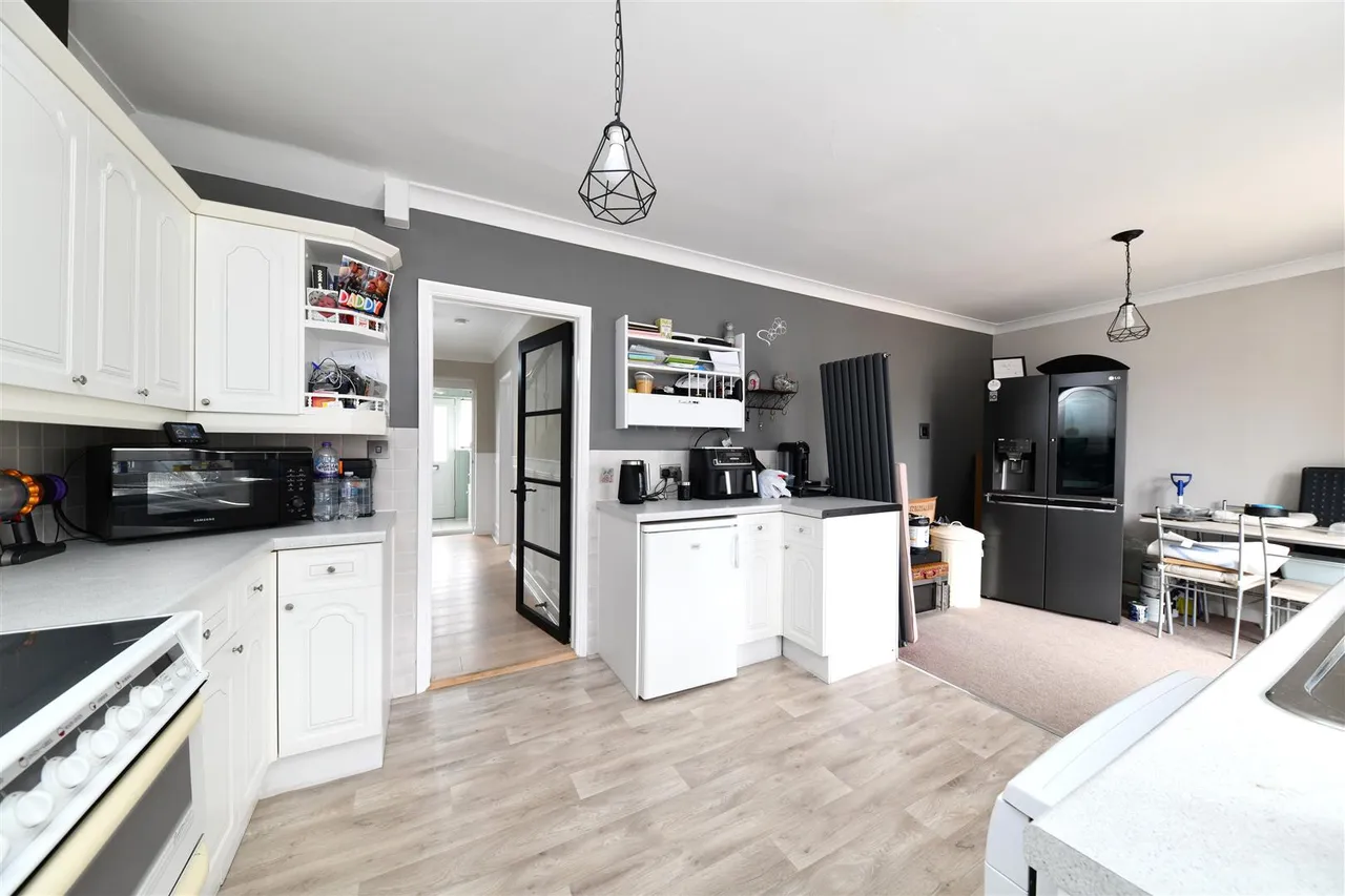 Manor Close, Hertford, Herts, SG14 3JZ, photo 14