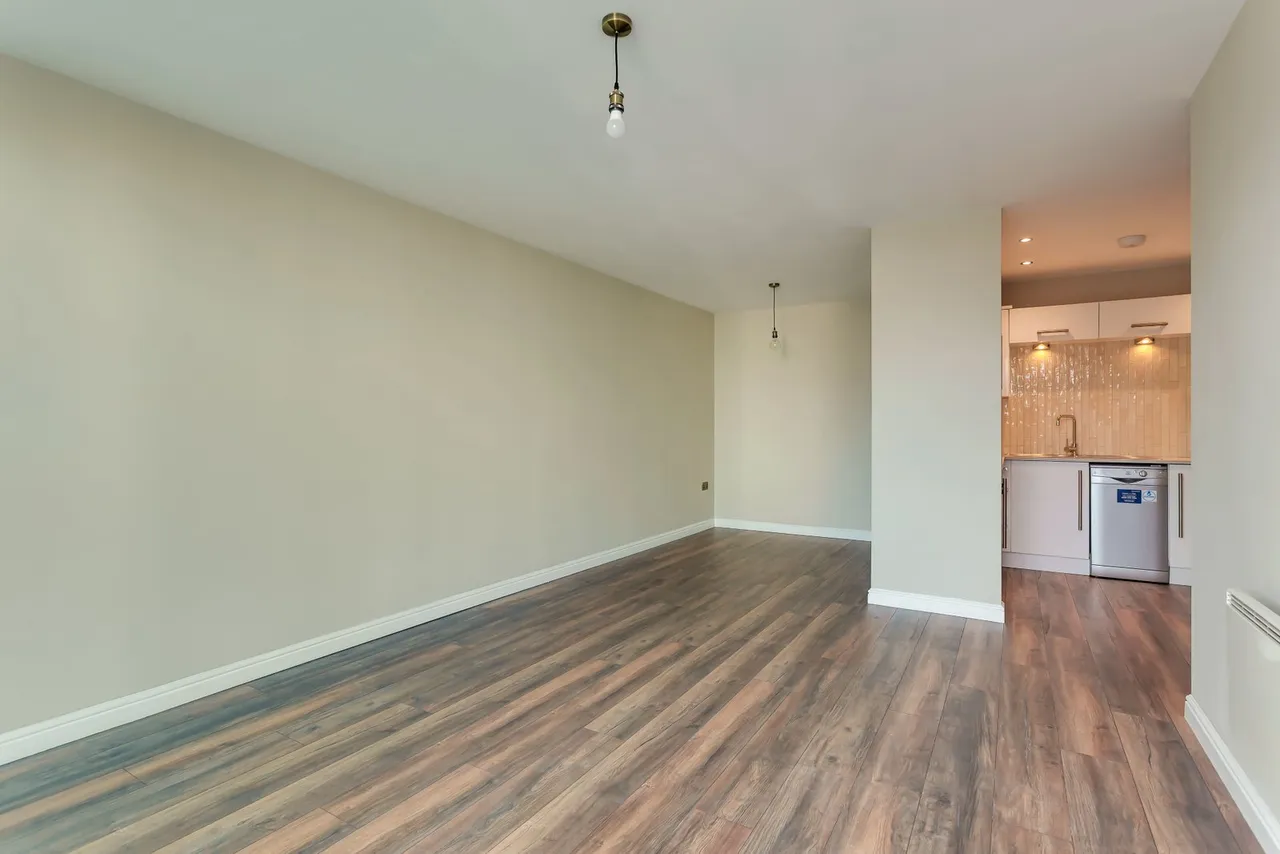 The Blenheim Centre, Prince Regent Road, Hounslow, TW3, photo 4