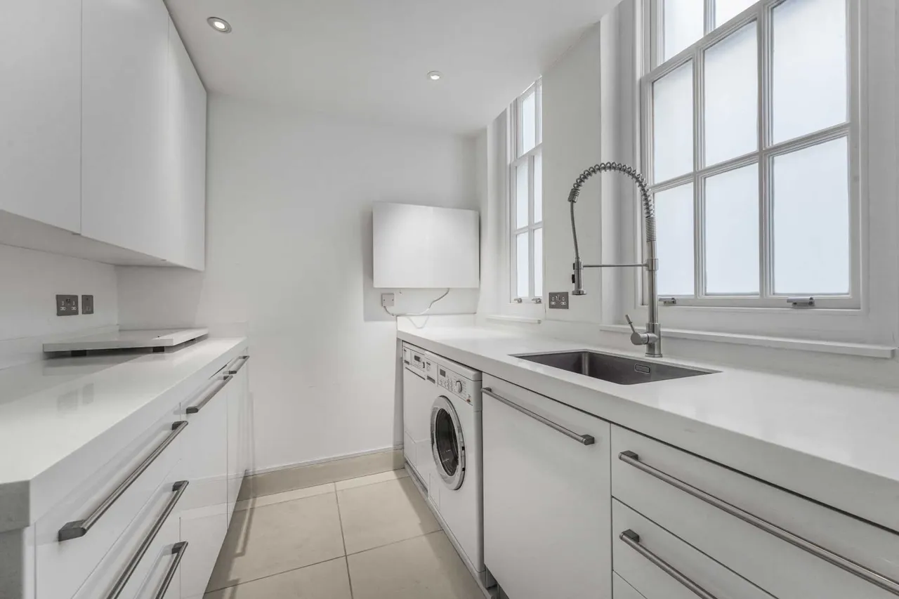 Fulham Road, Chelsea, SW3 6RL, photo 18