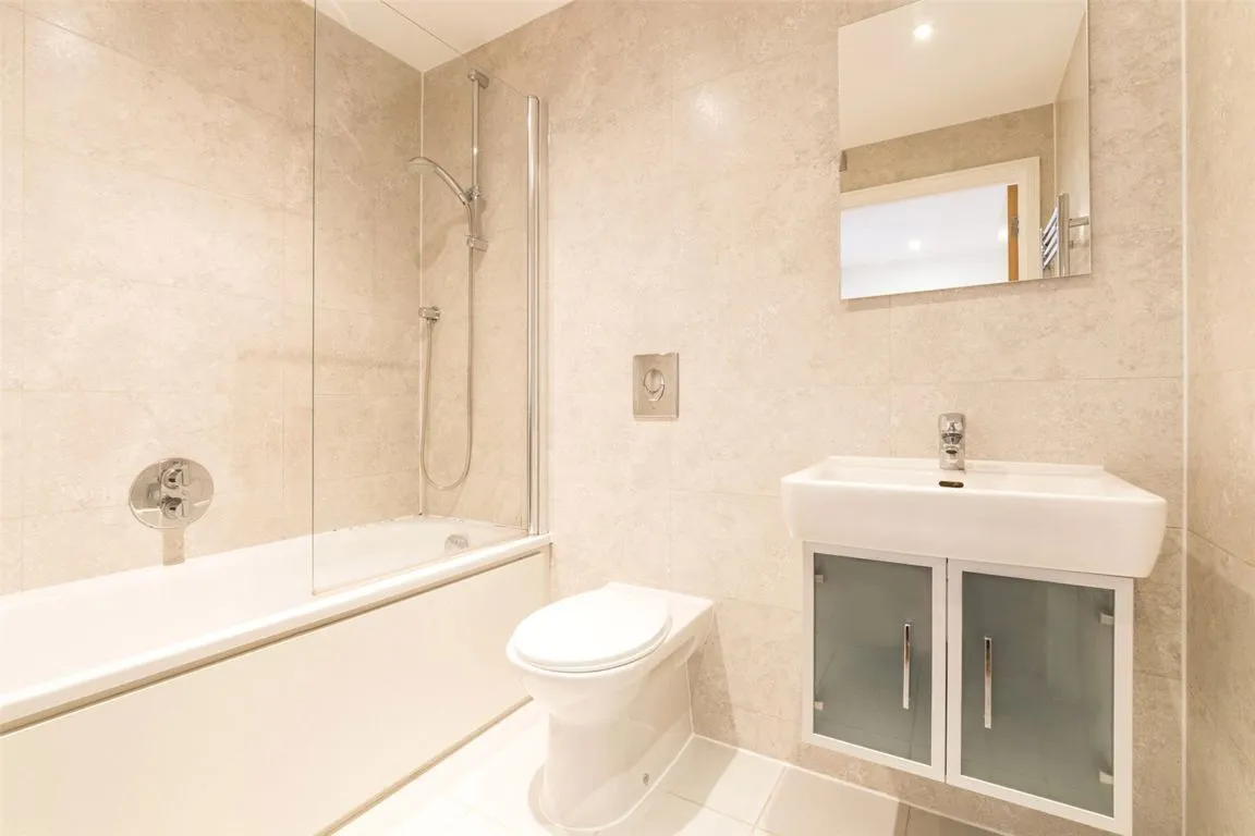 Westgate Apartments, London, photo 8